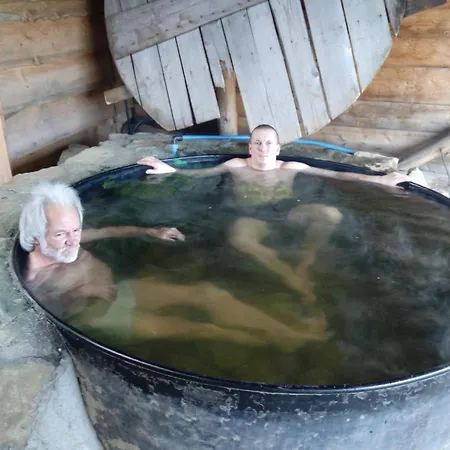 Parco vacanze Садиба Карпатський Рай *