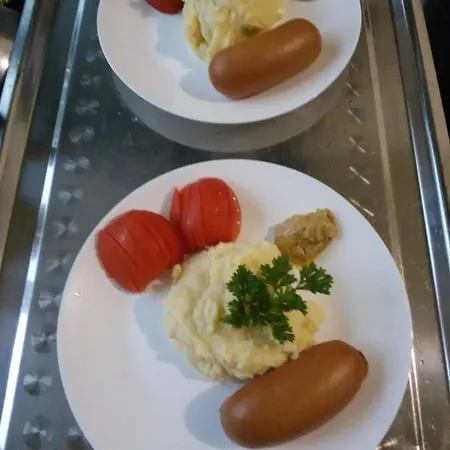 Садиба Карпатський Рай * シェショリー