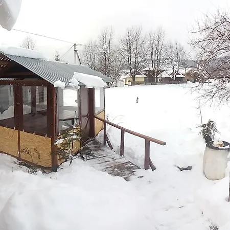 Holiday park Садиба Карпатський Рай *